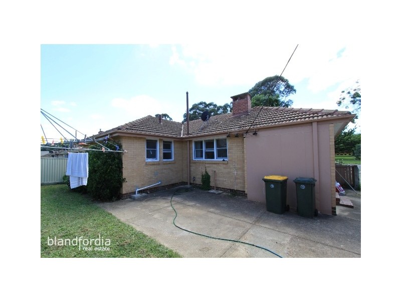 11 Loch St, Yarralumla ACT 2600