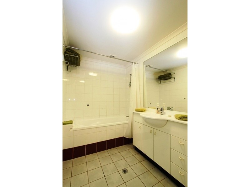 1/18 Captain Cook Crescent, Griffith ACT 2603