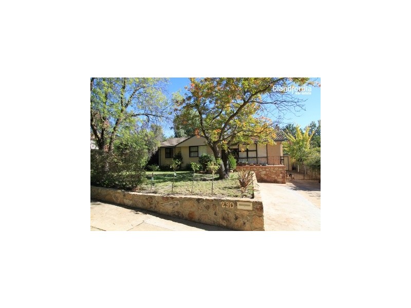 290 Goyder St, Narrabundah ACT 2604
