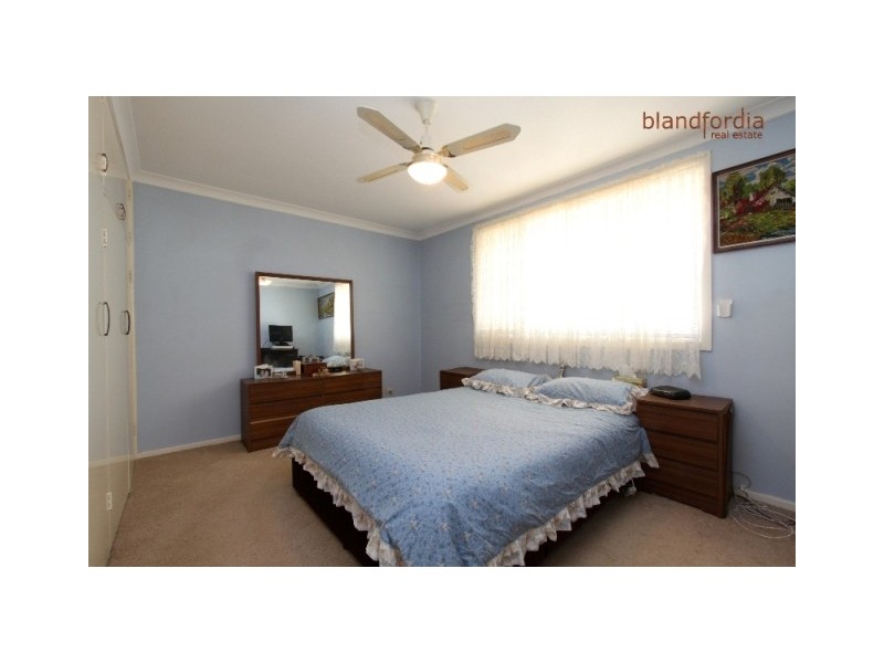 1 Markham St, Mawson ACT 2607