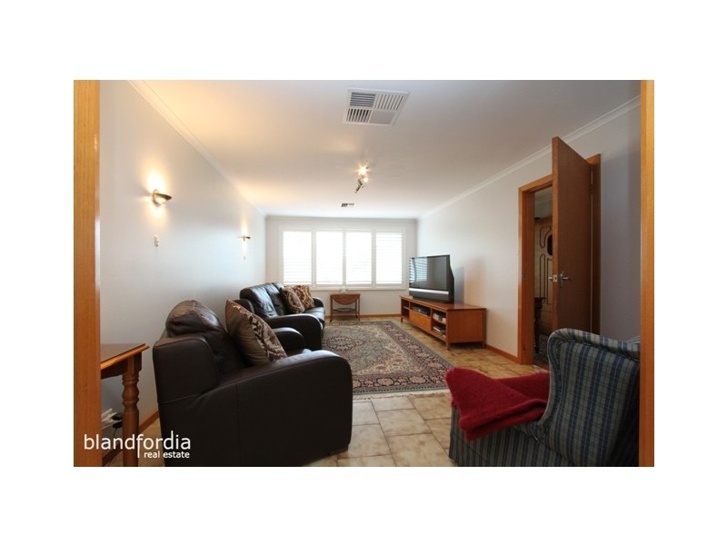8 Barber Crescent, Flynn ACT 2615