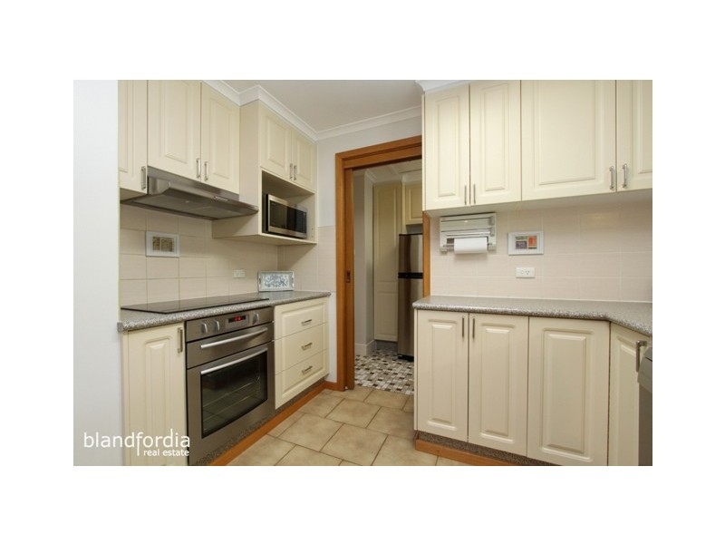8 Barber Crescent, Flynn ACT 2615