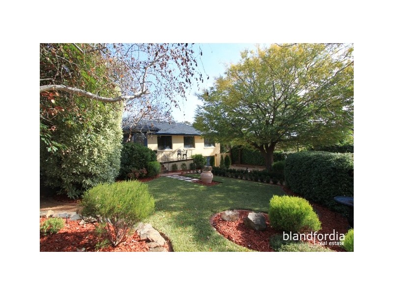 196 Monaro Crescent, Red Hill ACT 2603