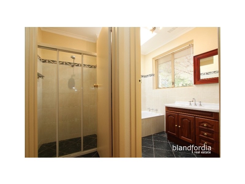 196 Monaro Crescent, Red Hill ACT 2603