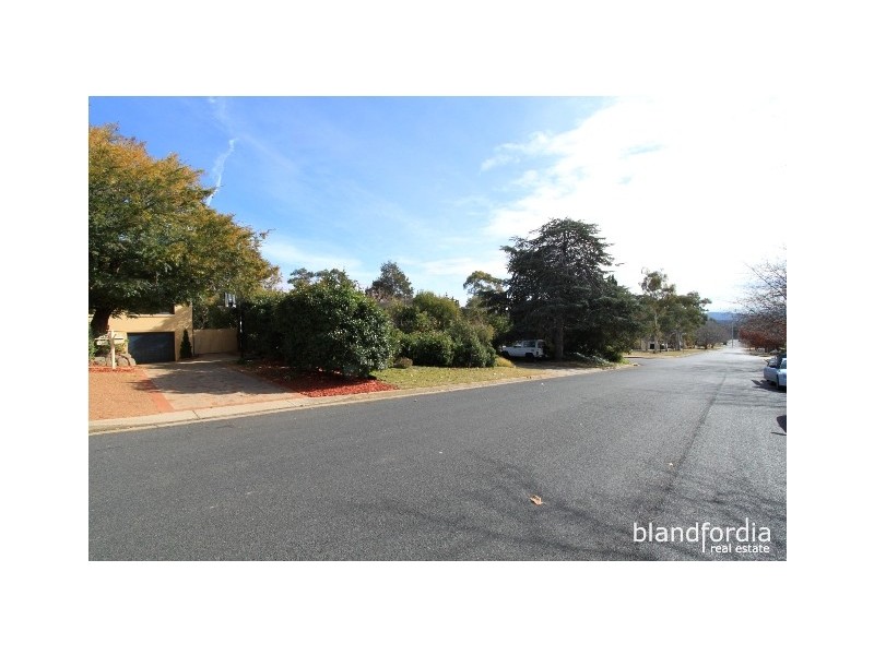 196 Monaro Crescent, Red Hill ACT 2603