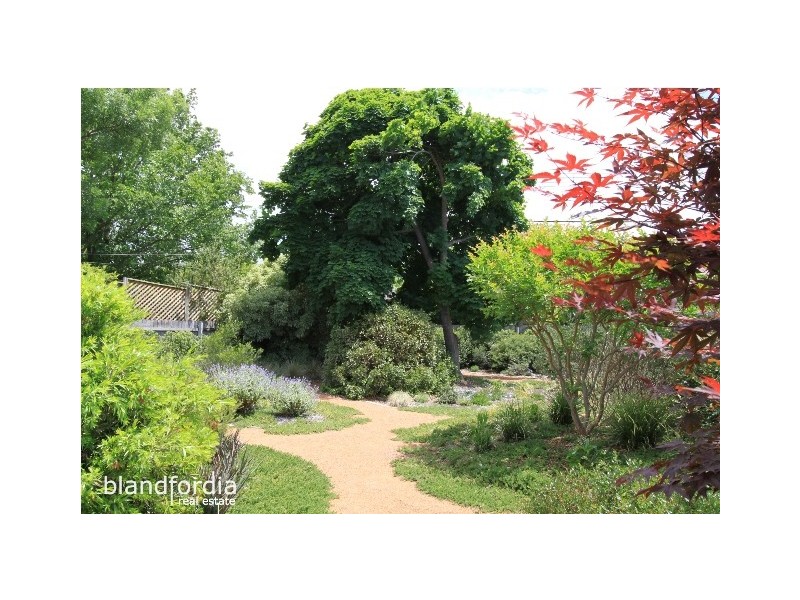 118 Monaro Crescent, Red Hill ACT 2603