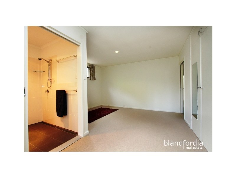 118 Monaro Crescent, Red Hill ACT 2603