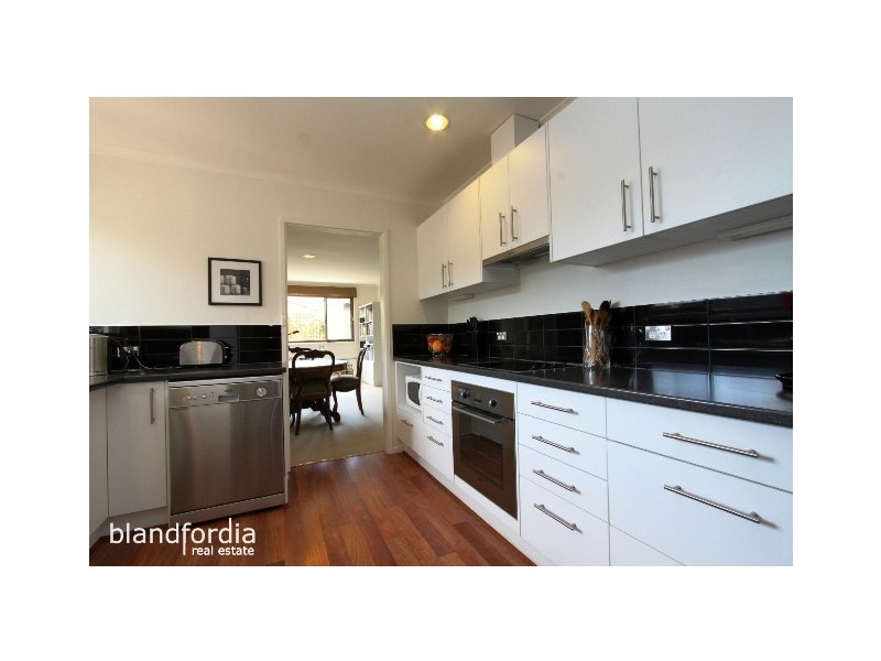 118 Monaro Crescent, Red Hill ACT 2603