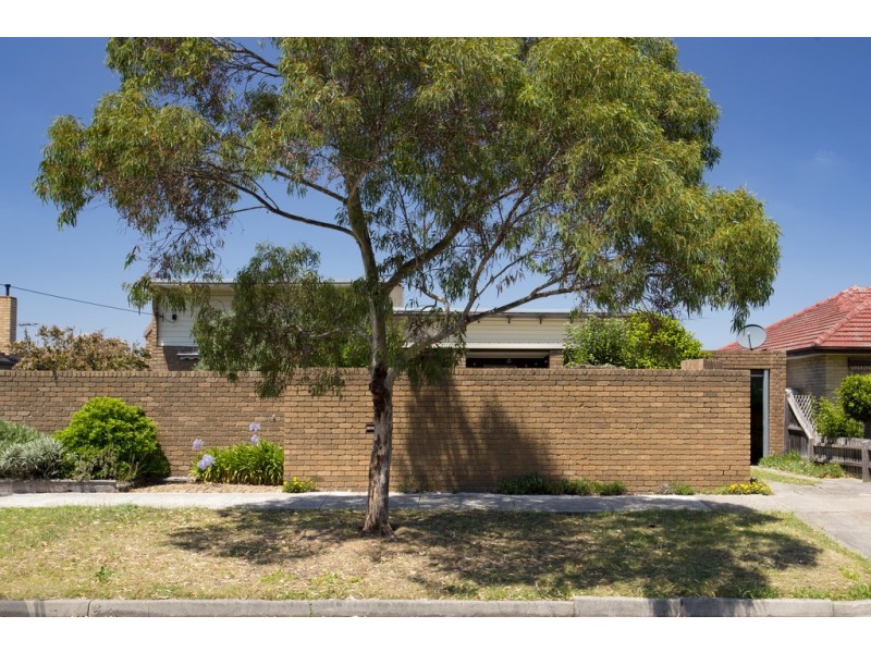 32 Darebin Boulevard, Reservoir VIC 3073