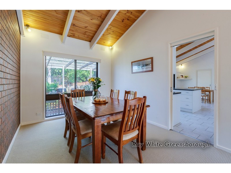 38 Brinawa Drive, Greensborough VIC 3088