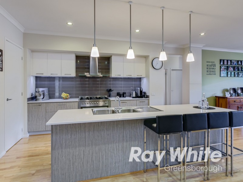 72 Overland Drive, Doreen VIC 3754