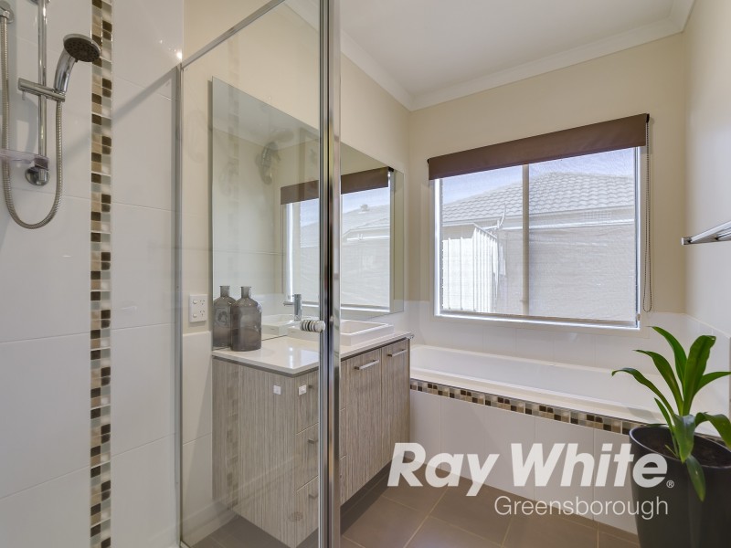 72 Overland Drive, Doreen VIC 3754