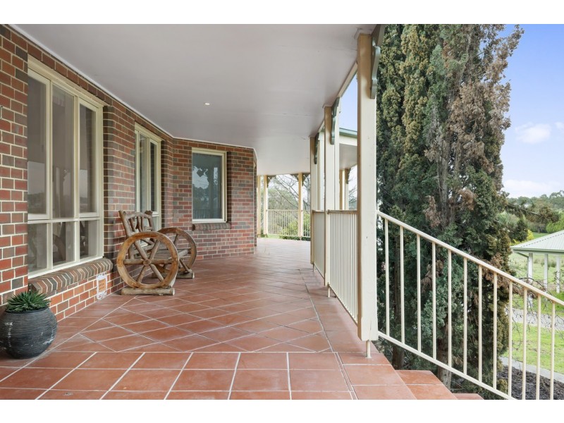 594 Yan Yean Road, Yarrambat VIC 3091