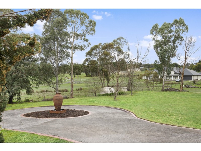 594 Yan Yean Road, Yarrambat VIC 3091