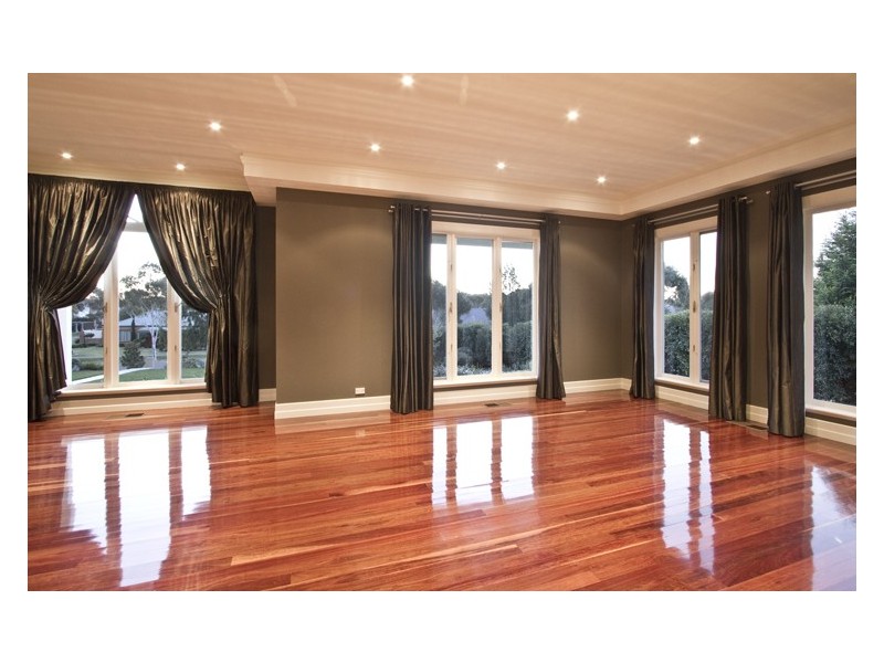 12 Tarawera Road, Doreen VIC 3754