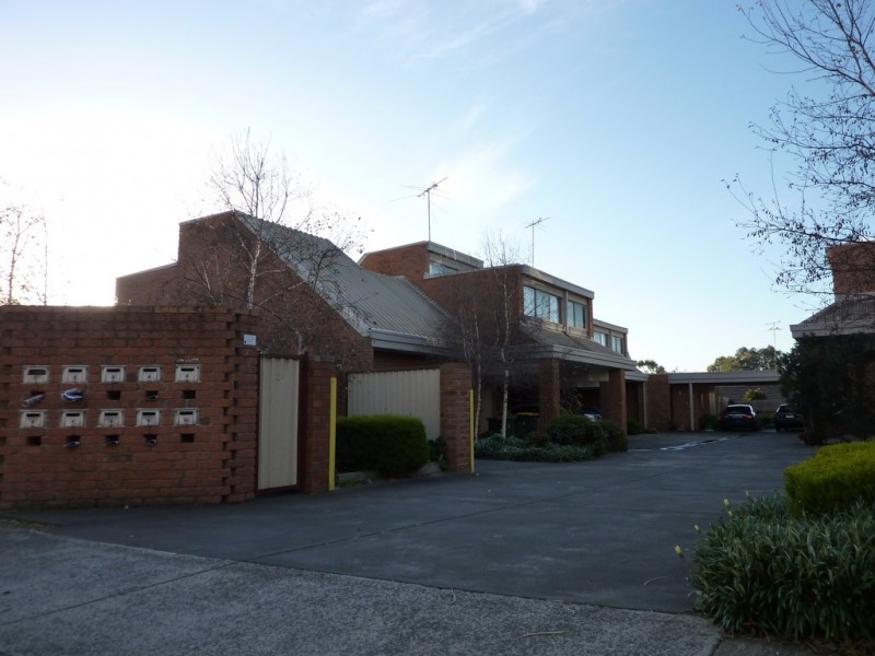 3/5-7 Luck Street, Eltham VIC 3095