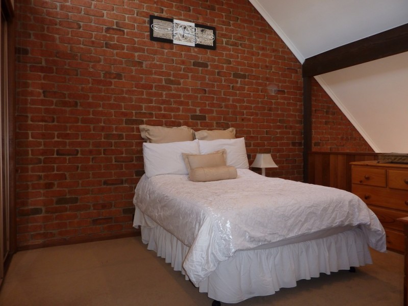 3/5-7 Luck Street, Eltham VIC 3095