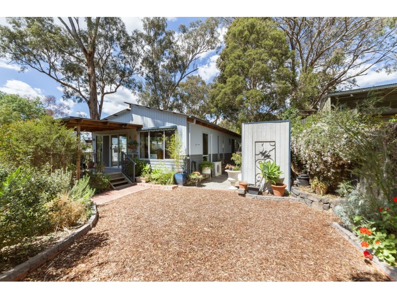 22a Baldwin Avenue, Montmorency VIC 3094
