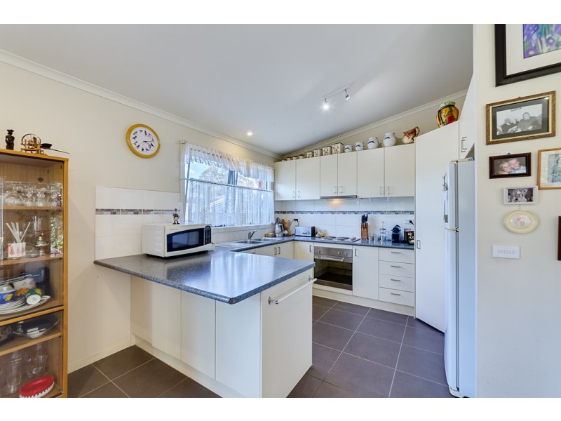 22a Baldwin Avenue, Montmorency VIC 3094