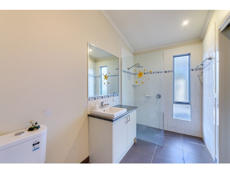 22a Baldwin Avenue, Montmorency VIC 3094