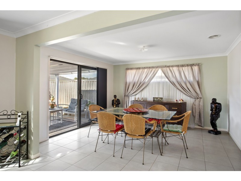 11 Starboard Drive, Doreen VIC 3754