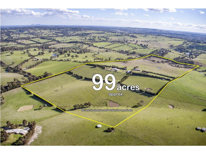 265 Chapel Lane, Doreen VIC 3754