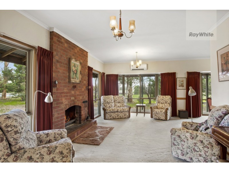 1680 Arthurs Creek Road, Yan Yean VIC 3755