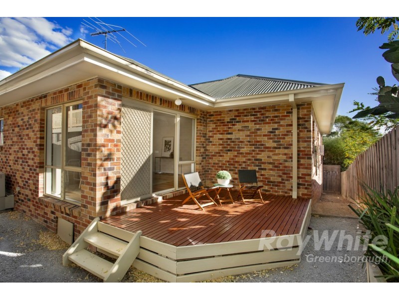 2/24 Railway Road, Briar Hill VIC 3088
