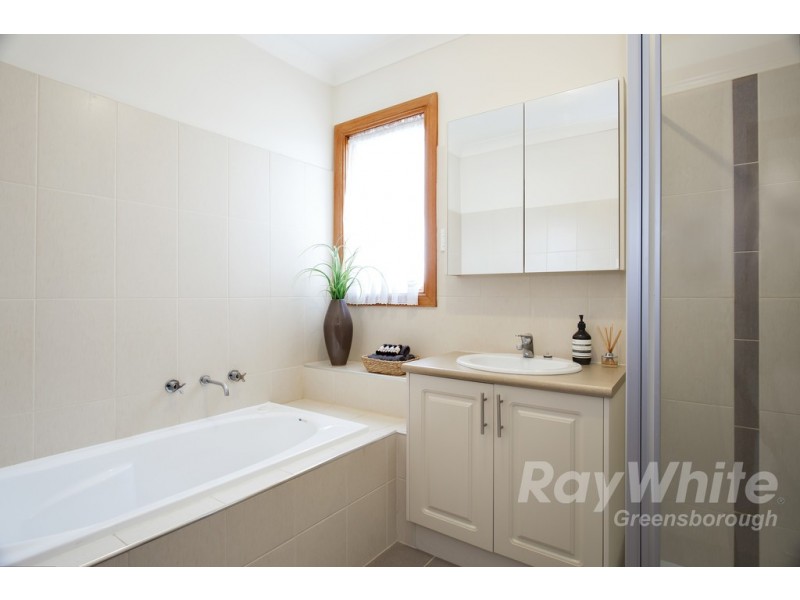 6A Ayton Street, Ivanhoe VIC 3079