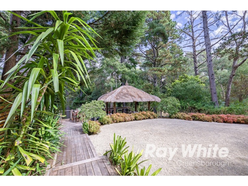 21 De Blonay Crescent, Greensborough VIC 3088