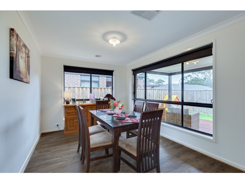 34 Sunstone Boulevard, Doreen VIC 3754