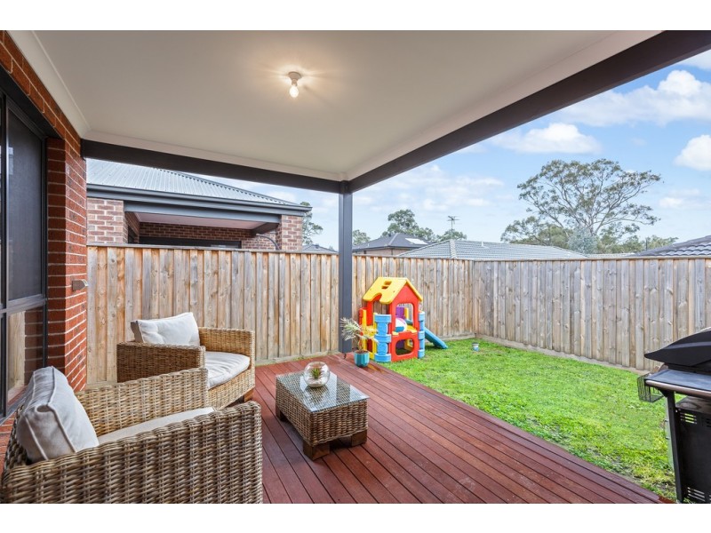 34 Sunstone Boulevard, Doreen VIC 3754