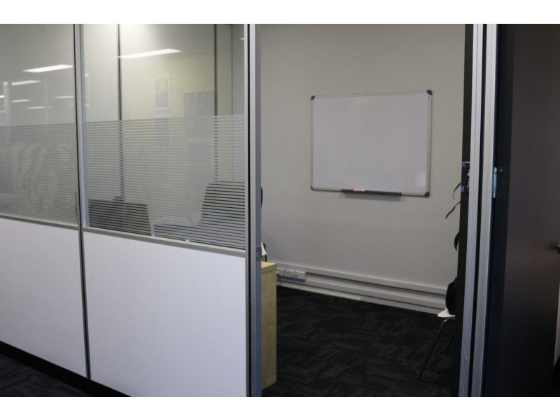 Suite 8, 18 Sherbourne, Briar Hill VIC 3088