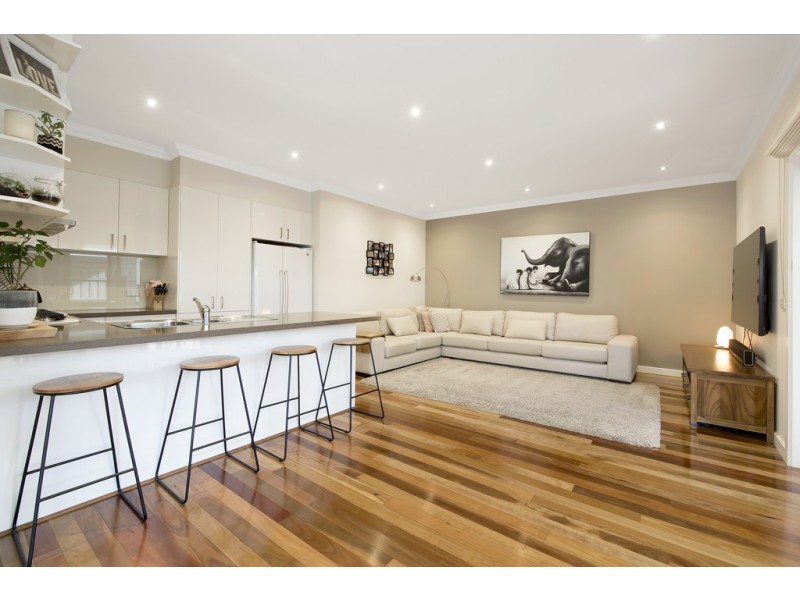 3/25 Vinter Avenue, Croydon VIC 3136