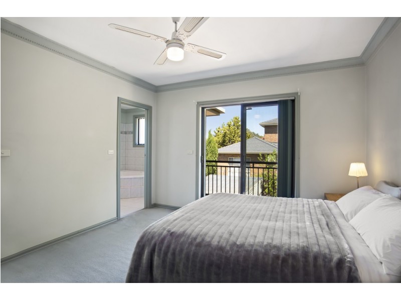 3 Daintree Rise, St Helena VIC 3088