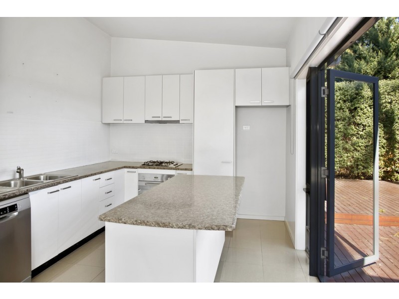 3/12 Graeme Avenue, Montmorency VIC 3094