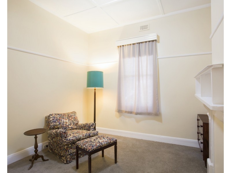 88 Laura Street, Brunswick VIC 3056