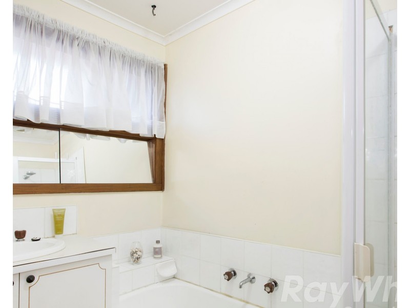 1 Hedline Place, Macleod VIC 3085