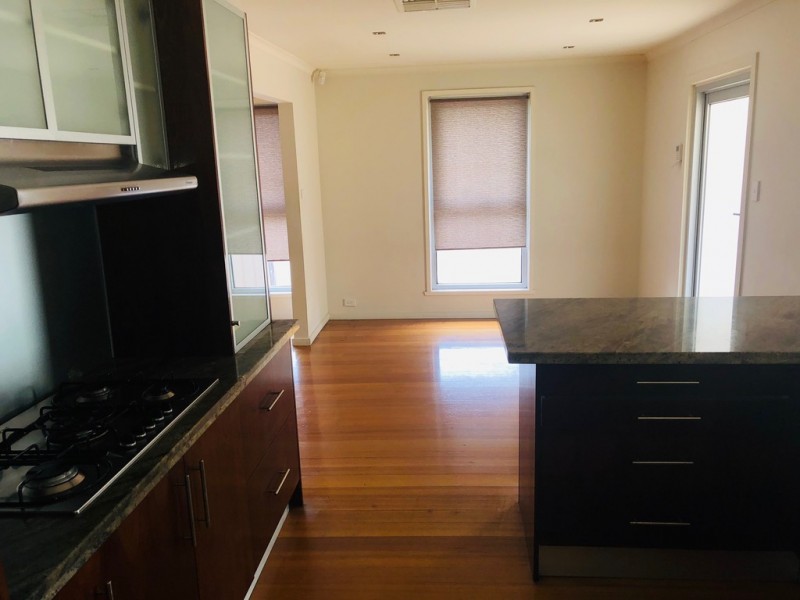 1 Panorama Close, Bundoora VIC 3083
