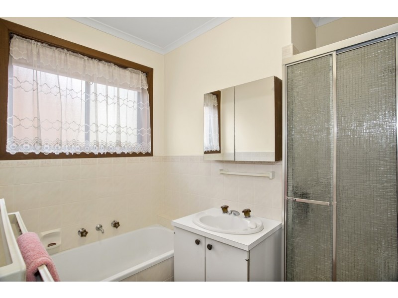 2/49 Vermont Parade, Greensborough VIC 3088