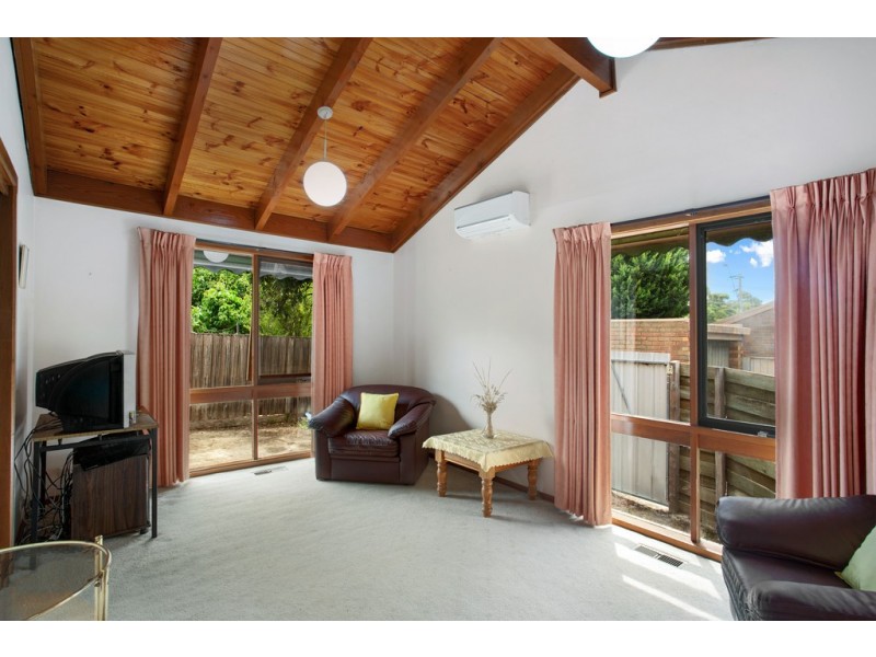 2/59 Greensborough Road, Macleod VIC 3085