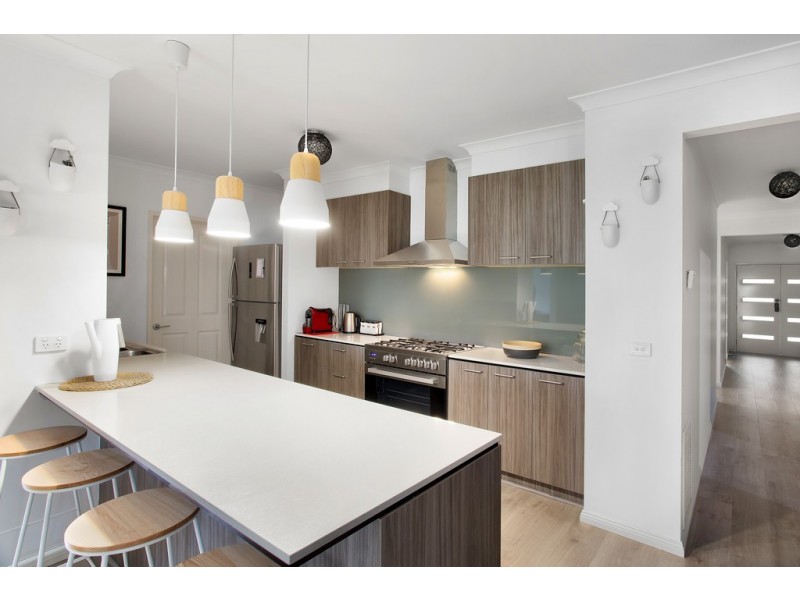 23 Escape Drive, Doreen VIC 3754