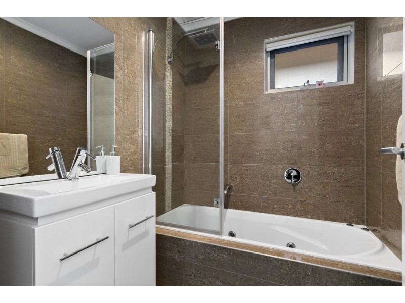 2 Punkerri Circuit, Greensborough VIC 3088