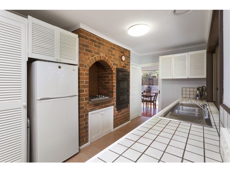 26 Toorac Drive, Briar Hill VIC 3088