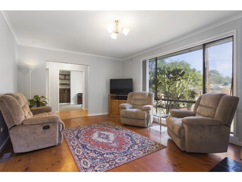 26 Toorac Drive, Briar Hill VIC 3088