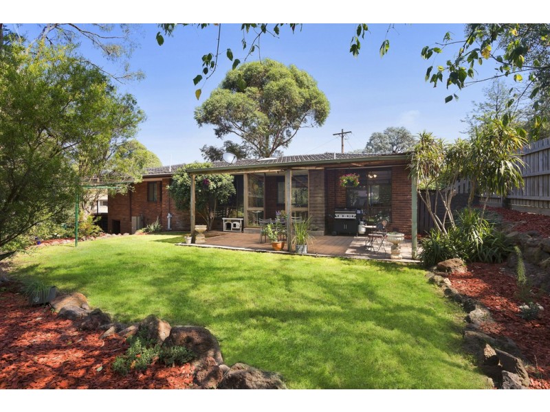 26 Toorac Drive, Briar Hill VIC 3088