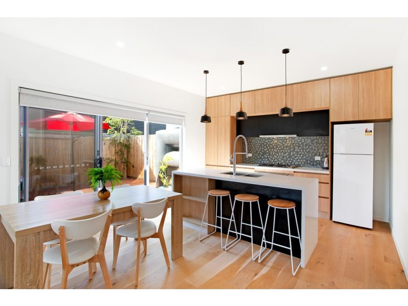 1/115 Messmate Street, Lalor VIC 3075