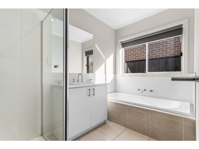 20 Blaimore Way, Mernda VIC 3754