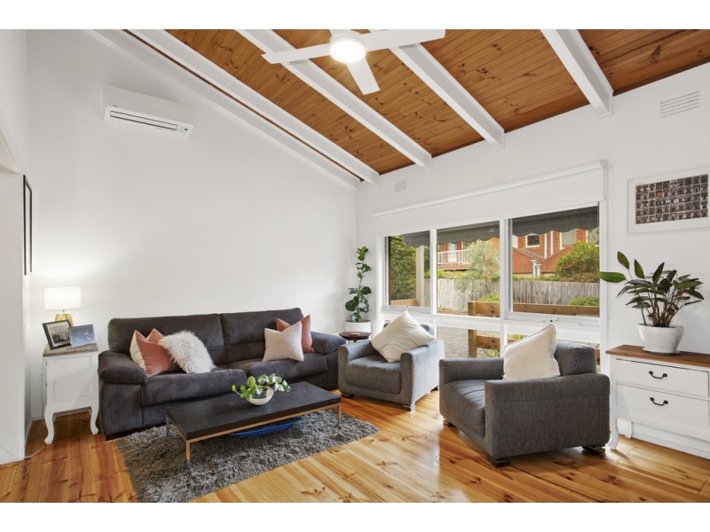 2/50 Warwick Road, Greensborough VIC 3088