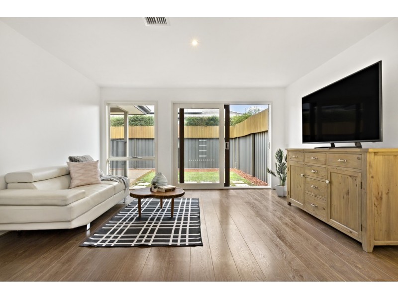 5 Dalziel Drive, Mernda VIC 3754